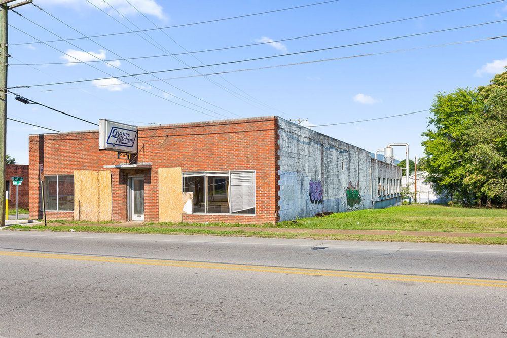Dodds Ave Warehouse-3 phase: 3709 Dodds Ave, Chattanooga, TN 37407
